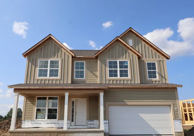 Photo 1 of Sale Pending at 400 Royal Fern Ln, Lewis Center, OH 43035 | MLS# 226026005 | Listing updated on 2026-08-17