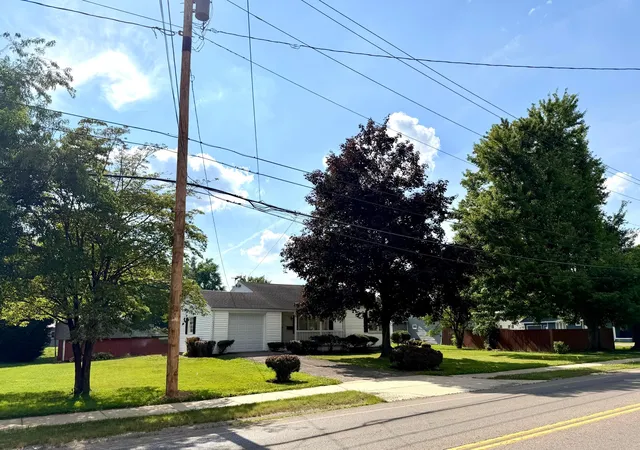 3rd image of 805 Newark Rd, Mount Vernon, OH 43050 | MLS# 226026016
