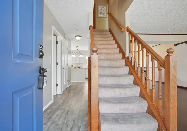 Photo 3 of Single family home for sale at 1540 Whitcombe Way, Columbus, OH 43228 | MLS# 226027461 | Listing updated on 2026-10-08