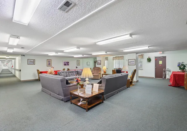4th image of 4145 Karl Rd, Columbus, OH 43224