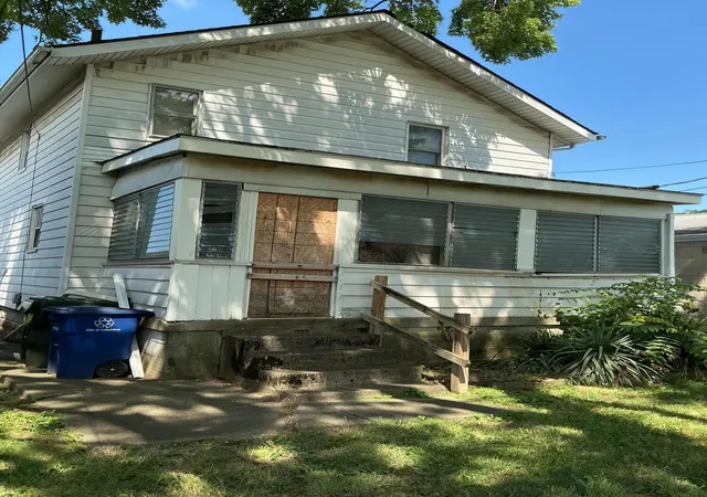 Photo 2 of Single family home for sale at 816 Taylor Ave, Columbus, OH 43219 | MLS# 226026073 | Listing updated on 2026-07-29