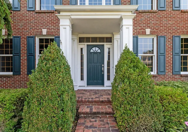 Photo 3 of Single family home for sale at 2621 Northmont Dr, Blacklick, OH 43004 | MLS# 226026448 | Listing updated on 2026-07-29