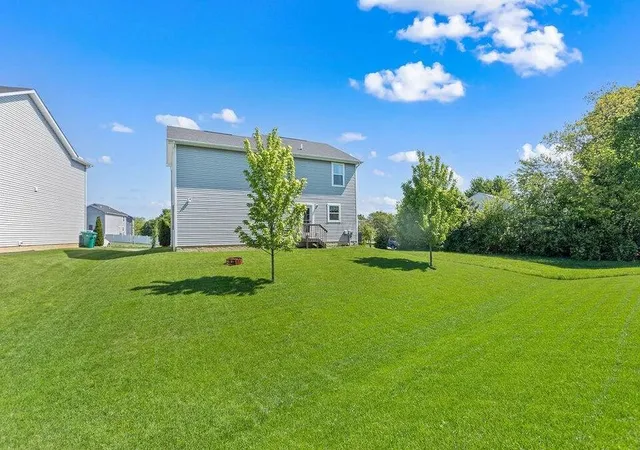 3rd image of 3376 Drake Ave, Groveport, OH 43125 | MLS# 226026075