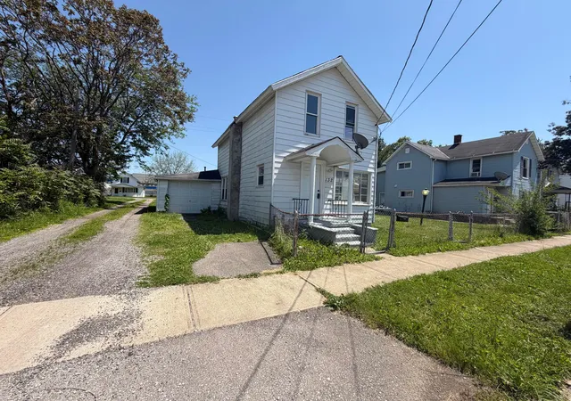 1st image of 132 Scioto St, Marion, OH 43302 | MLS# 226026151