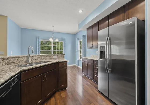 5th image of 580 Redwood Ln, Lewis Center, OH 43035 | MLS# 226031037