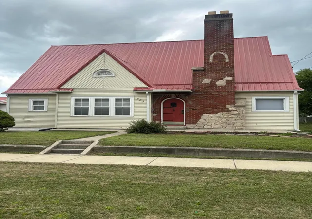 1st image of 585 Park St, Marion, OH 43302 | MLS# 226026099