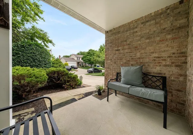 3rd image of 5259 Windflower Ct, Hilliard, OH 43026 | MLS# 226026147