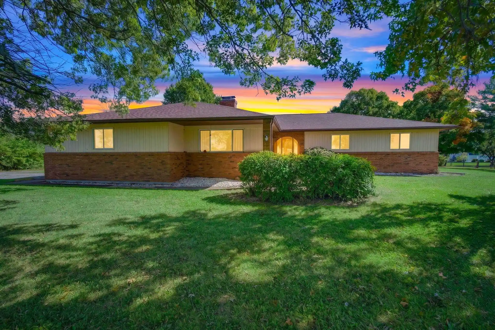 Photo 1 of Single family home for sale at 6832 Young Rd, Grove City, OH 43123 | MLS# 226030824 | Listing updated on 2026-10-20
