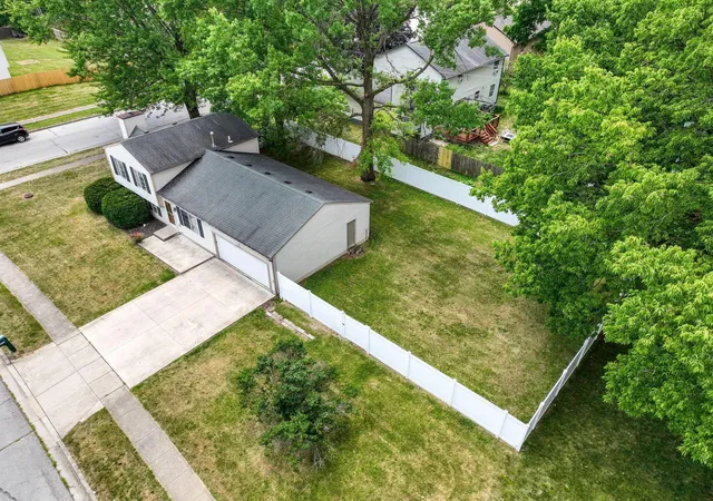 Photo 2 of Single family home for sale at 2533 Creekwillow Pl, Grove City, OH 43123 | MLS# 226026110 | Listing updated on 2026-09-30