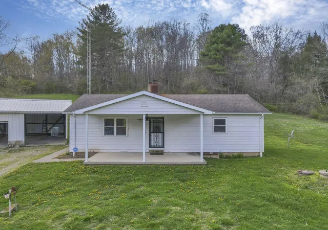 Photo 3 of House for sale at 22497 State Route 93 S, Logan, OH 43138 | MLS# 226026128 | Listing updated on 2026-08-03