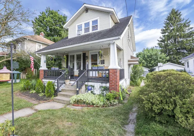 2nd image of 810 Eppley Ave, Zanesville, OH 43701 | MLS# 226026187