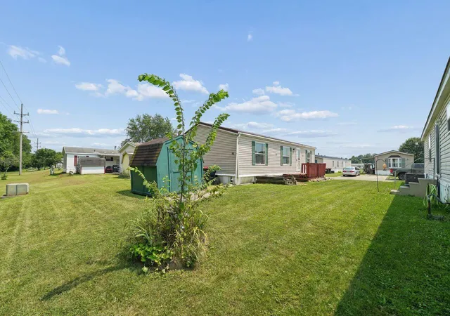 3rd image of 1100 Thornwood Dr #102, Heath, OH 43056 | MLS# 226026373