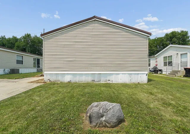 4th image of 1100 Thornwood Dr #102, Heath, OH 43056 | MLS# 226026373