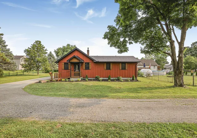 5th image of 47 E Oak St, Canal Winchester, OH 43110 | MLS# 226026488