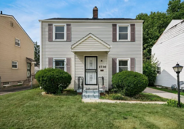 Homes for sale in Columbus, OH | 1736 E Frankfort St, Columbus, OH 43206 | MLS# 226026212