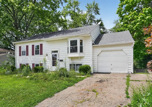 1st image of 6308 Rygate Dr, Reynoldsburg, OH 43068 | MLS# 226028179