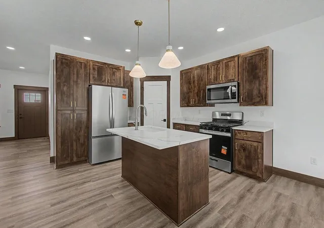 Photo 2 of Single family home for sale at 867 Fairway Dr, Howard, OH 43028 | MLS# 226030919 | Listing updated on 2026-09-23