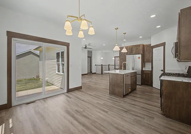 Photo 4 of Single family home for sale at 867 Fairway Dr, Howard, OH 43028 | MLS# 226030919 | Listing updated on 2026-10-07