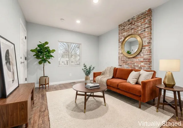 3rd image of 486 S Huron Ave, Columbus, OH 43204 | MLS# 226026182