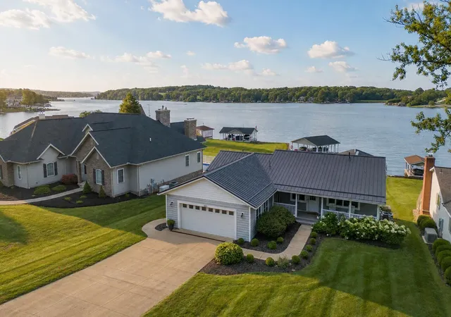 Photo 3 of Single family home for sale at 380 Baldwin Dr, Howard, OH 43028 | MLS# 226026208 | Listing updated on 2026-09-24