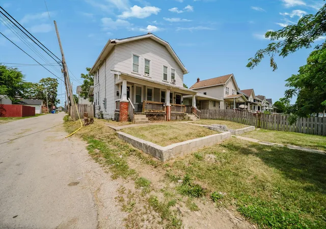 2nd image of 456 E Hinman Ave #458, Columbus, OH 43207 | MLS# 226026884