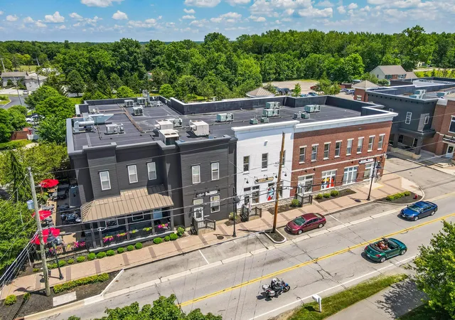 Listing Photo 2 - Condo for sale in building located at 2668 Sawmill Reserve Dr, Powell, OH 43065