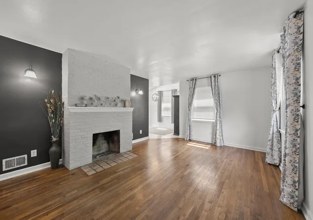 Photo 2 of Single family home for sale at 1940 Riverside Dr, Columbus, OH 43221 | MLS# 226026204 | Listing updated on 2026-08-19
