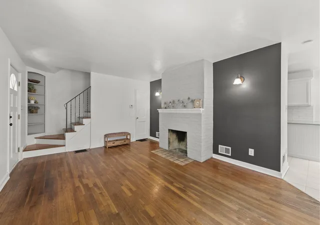 Photo 3 of Single family home for sale at 1940 Riverside Dr, Columbus, OH 43221 | MLS# 226026204 | Listing updated on 2026-08-19
