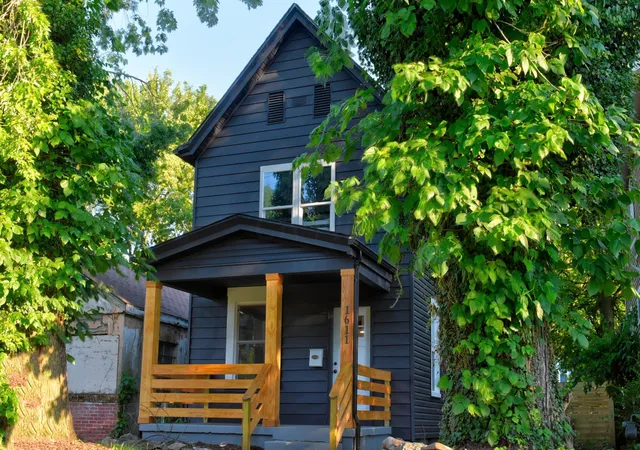 Photo 1 of Single family home for sale at 1611 Pembroke Ave, Columbus, OH 43203 | MLS# 226026343 | Listing updated on 2026-08-02