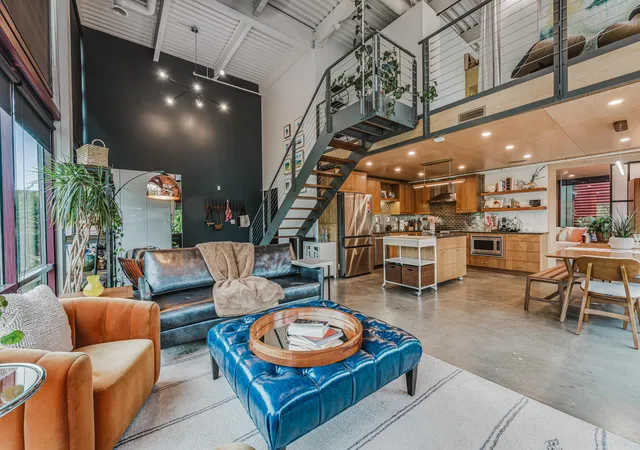 4th image of 367 Auden Ave, Columbus, OH 43215