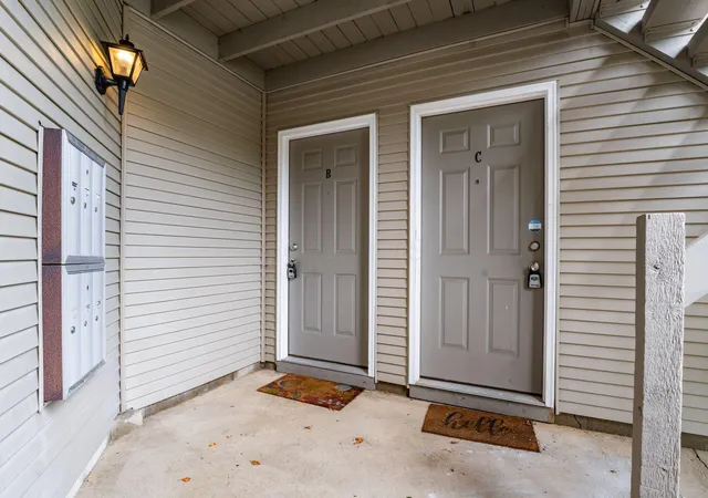 Photo 2 of Condo for sale at 5330 B Stonemeadow Ave, Columbus, OH 43220 | MLS# 226026995 | Listing updated on 2026-07-28
