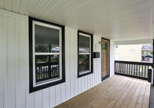 3rd image of 224 N Oakley Ave, Columbus, OH 43204 | MLS# 226027122