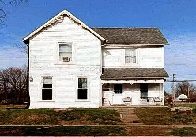 Photo 1 of Single family home for sale at 506 W Southern Ave, Springfield, OH 45506 | MLS# 226026247 | Listing updated on 2026-10-08