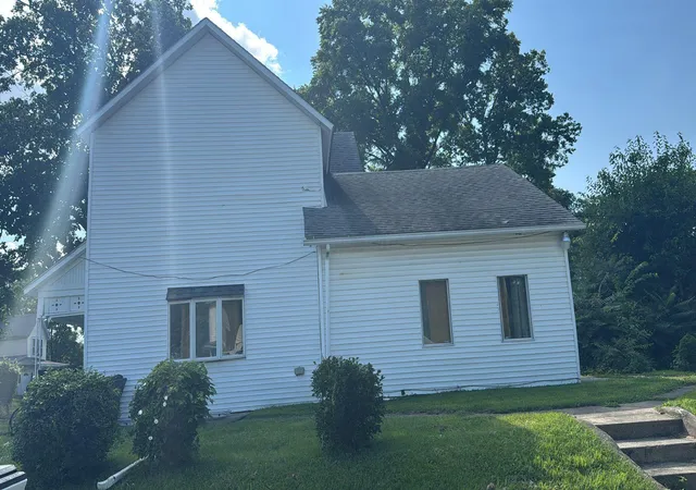 3rd image of 506 W Southern Ave, Springfield, OH 45506 | MLS# 226026247