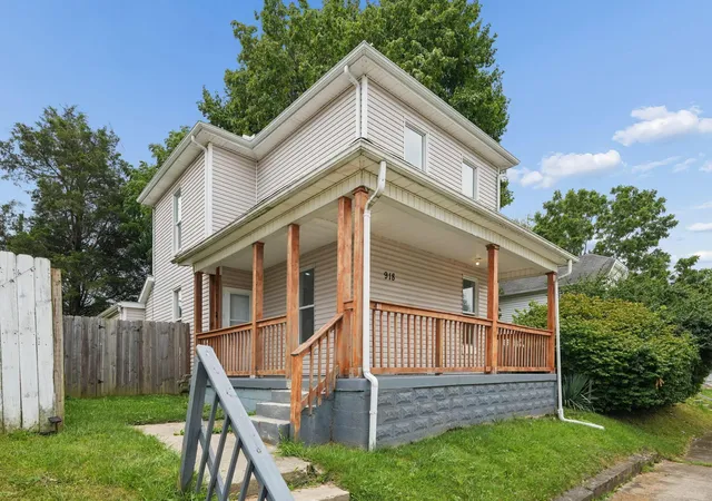 3rd image of 918 Elder St, Springfield, OH 45505 | MLS# 226026260