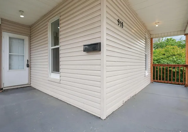 4th image of 918 Elder St, Springfield, OH 45505 | MLS# 226026260