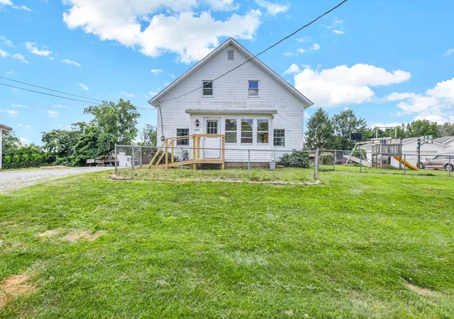 Photo 2 of Single family home for sale at 8818 National Rd Se, Thornville, OH 43076 | MLS# 226026467 | Listing updated on 2026-08-24