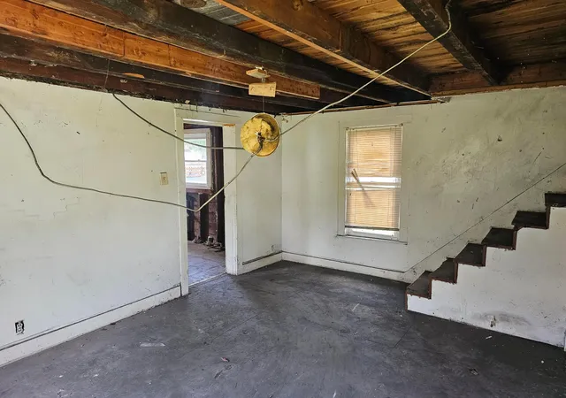Photo 3 of Single family home for sale at 925 E 12th Avenue, Columbus, OH 43211 | MLS# 226026291 | Listing updated on 2026-09-06