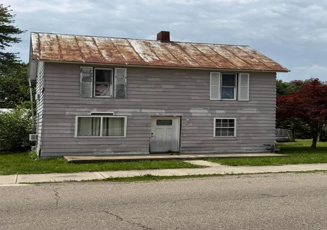 1st image of 211 N Main St, Pleasantville, OH 43148 | MLS# 226026540