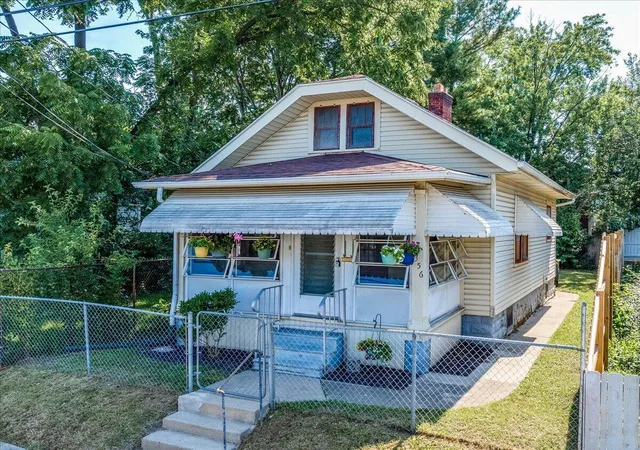 1st image of 1356 City Park Ave, Columbus, OH 43207 | MLS# 226026313