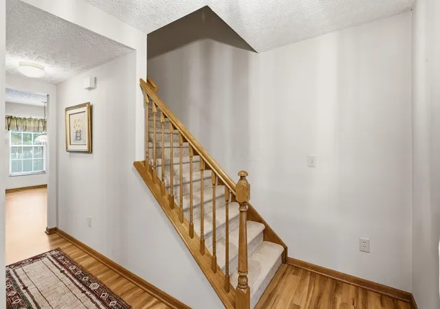 Photo 4 of Single family home for sale at 578 Witham Ct, Columbus, OH 43230 | MLS# 226028575 | Listing updated on 2026-09-08