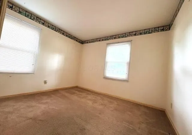 Photo 3 of Sale Pending at 541 Mohawk Dr, Lancaster, OH 43130 | MLS# 226026765 | Listing updated on 2026-09-19