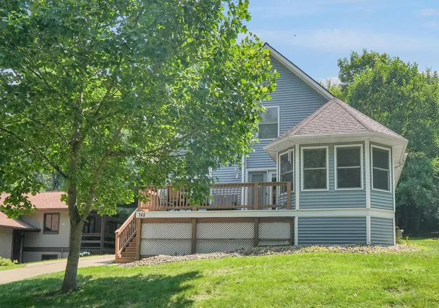 Photo 3 of Single family home for sale at 748 King Beach Dr, Howard, OH 43028 | MLS# 226027651 | Listing updated on 2026-09-09