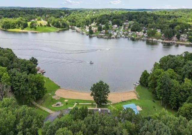 48th image of 748 King Beach Dr, Howard, OH 43028 | MLS# 226027651