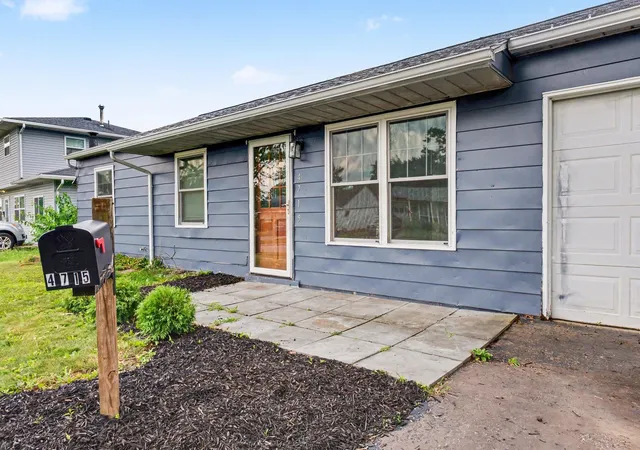 Single family home for sale at 4715 Arnold Ave, Columbus, OH 43228 | MLS# 226026513