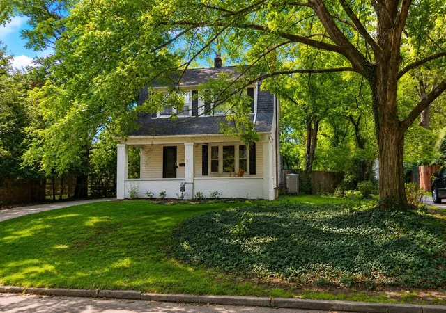 Photo 3 of Single family home for sale at 111 Webster Park Ave, Columbus, OH 43214 | MLS# 226027116 | Listing updated on 2026-10-11