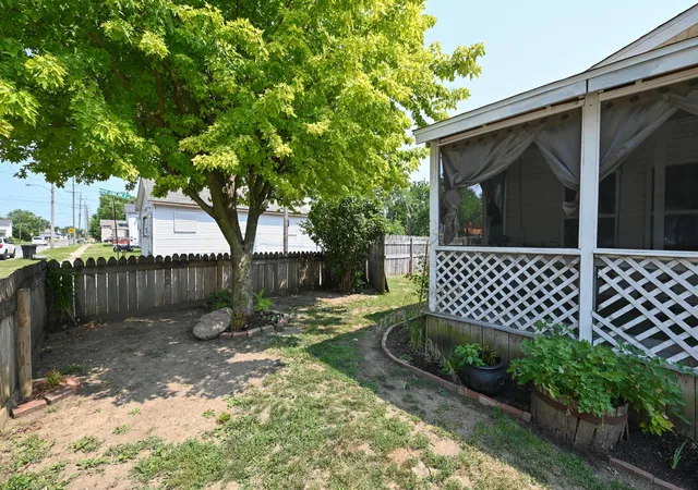 1st image of 731 Silver St, Marion, OH 43302 | MLS# 226026507