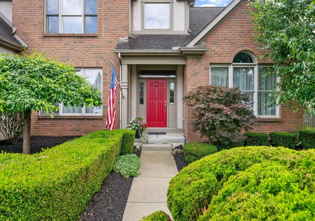 Photo 3 of Single family home for sale at 9153 Candleridge St, Pickerington, OH 43147 | MLS# 226026463 | Listing updated on 2026-08-28