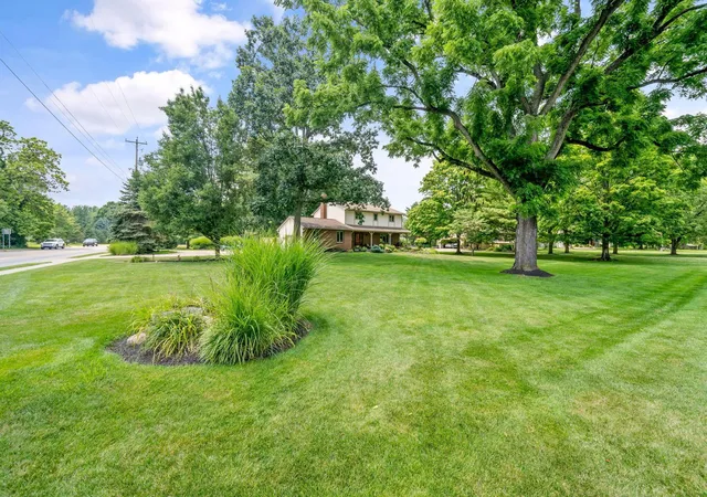 2nd image of 6990 Sunbury Rd, Westerville, OH 43082 | MLS# 226026499