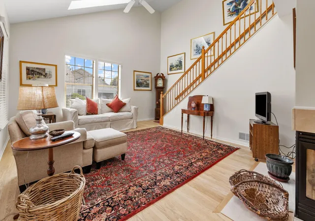 1st image of 6040 Coventry Lake Dr, Hilliard, OH 43026 | MLS# 226029166